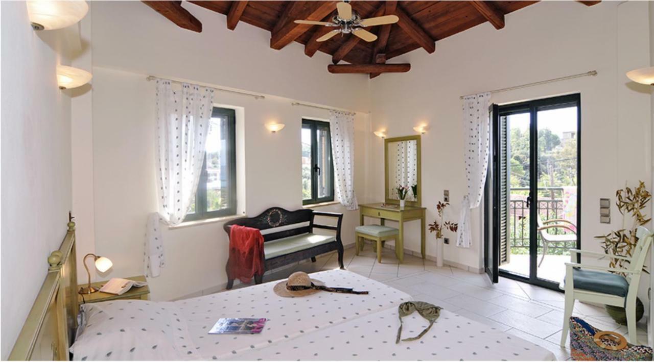 Kalogria Villas Stoúpa エクステリア 写真